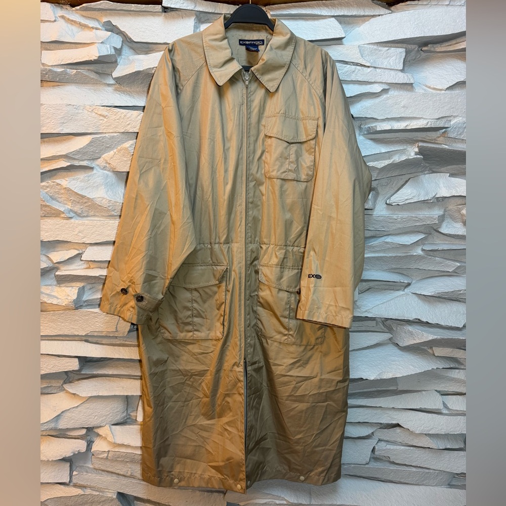 ExOfficio Water & Wind Proof Lightweight trench coat Men’s Sz LG. Mint Condition